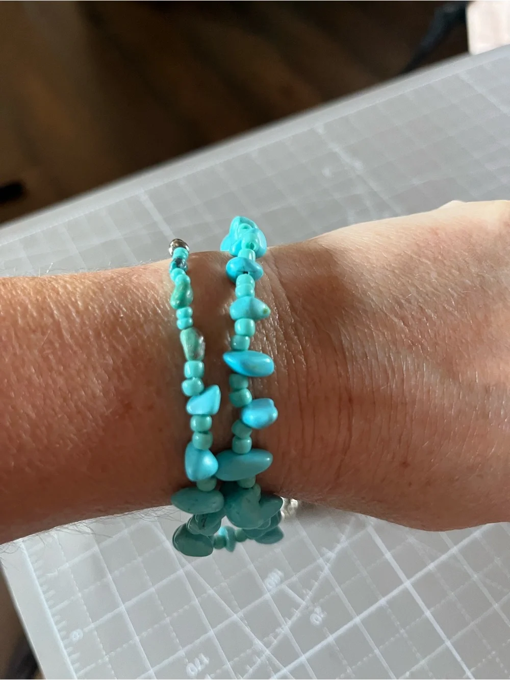 Handmade Kingman necklace 24” turquoise clasp silver seed beads one of a kind 💙